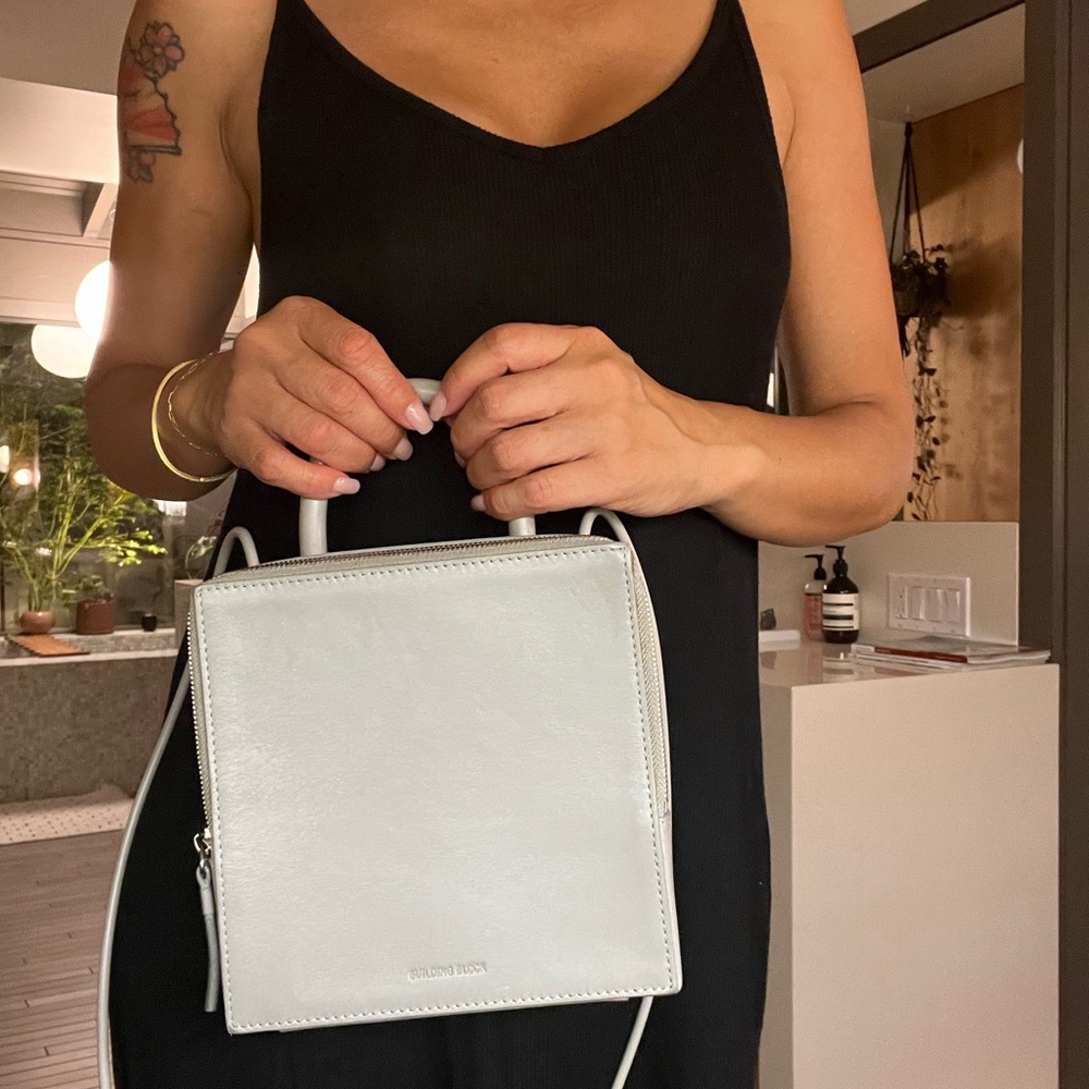 BUILDING BLOCK - Cross over body box  bag